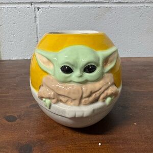 Baby Yoda - Mug / Ceramic Planter